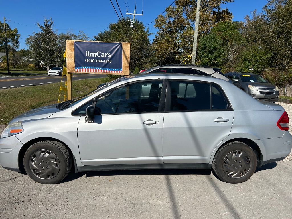 2011 Nissan Versa S