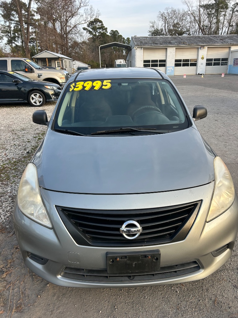 2012 Nissan Versa S