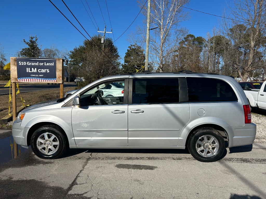 2008 Chrysler Town & Country Touring