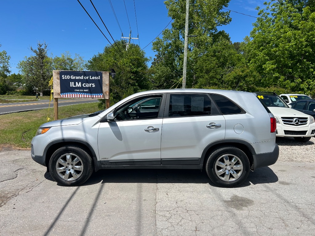 2011 Kia Sorento LX AT 4WD's photo