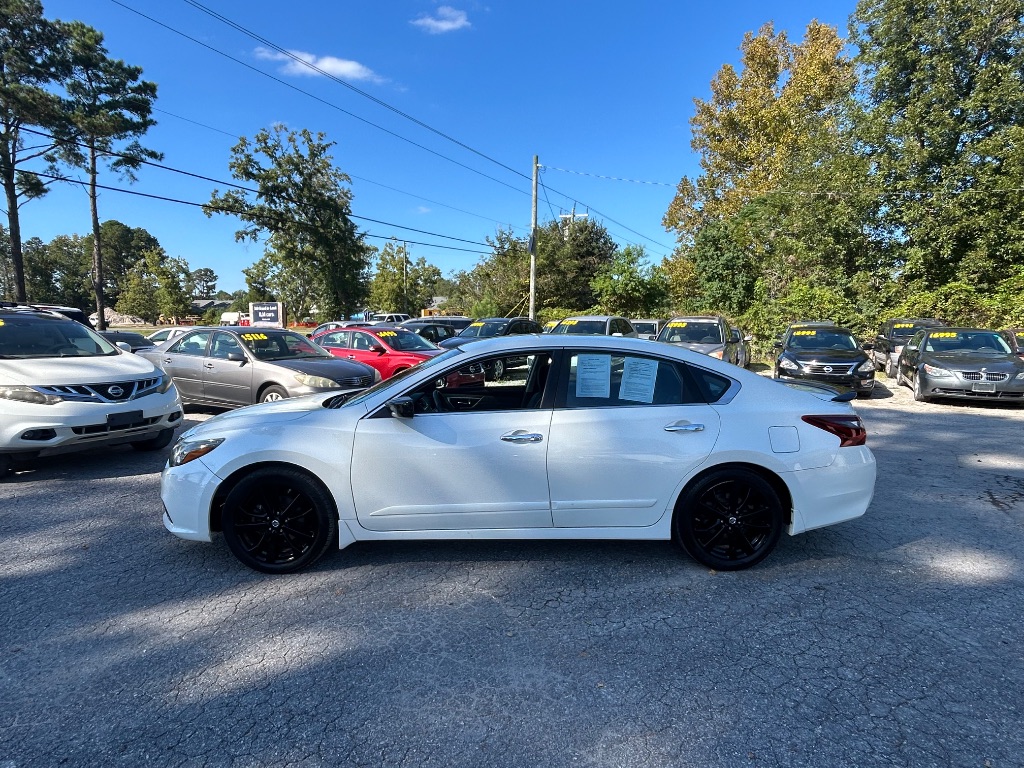 2017 Nissan Altima SR